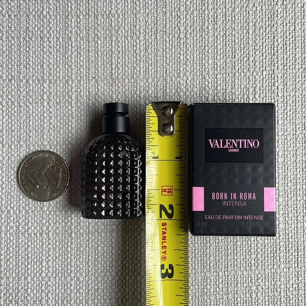 Valentino Uomo Born In Roma Intensa 4ml miniature fragrance